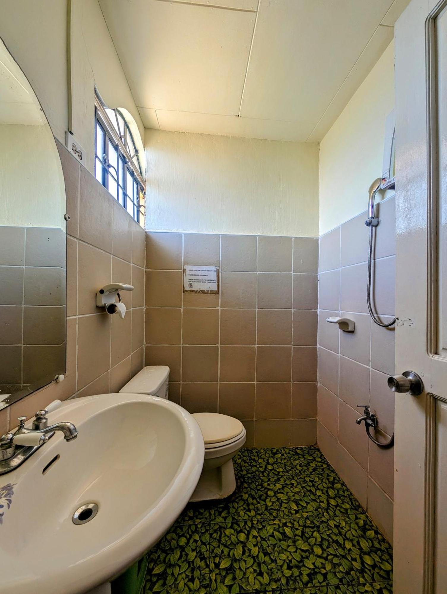 Screaming Gecko Hostel Busuanga Zewnętrze zdjęcie